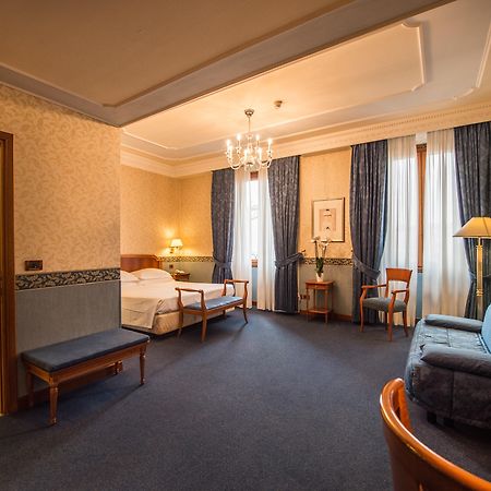 Strozzi Palace Hotel Флоренція Екстер'єр фото
