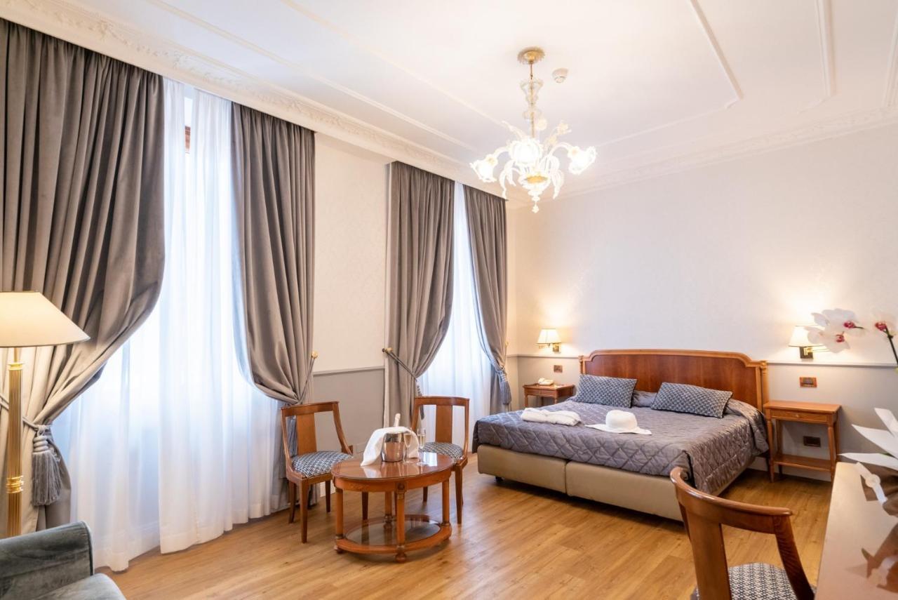 Strozzi Palace Hotel Флоренція Екстер'єр фото