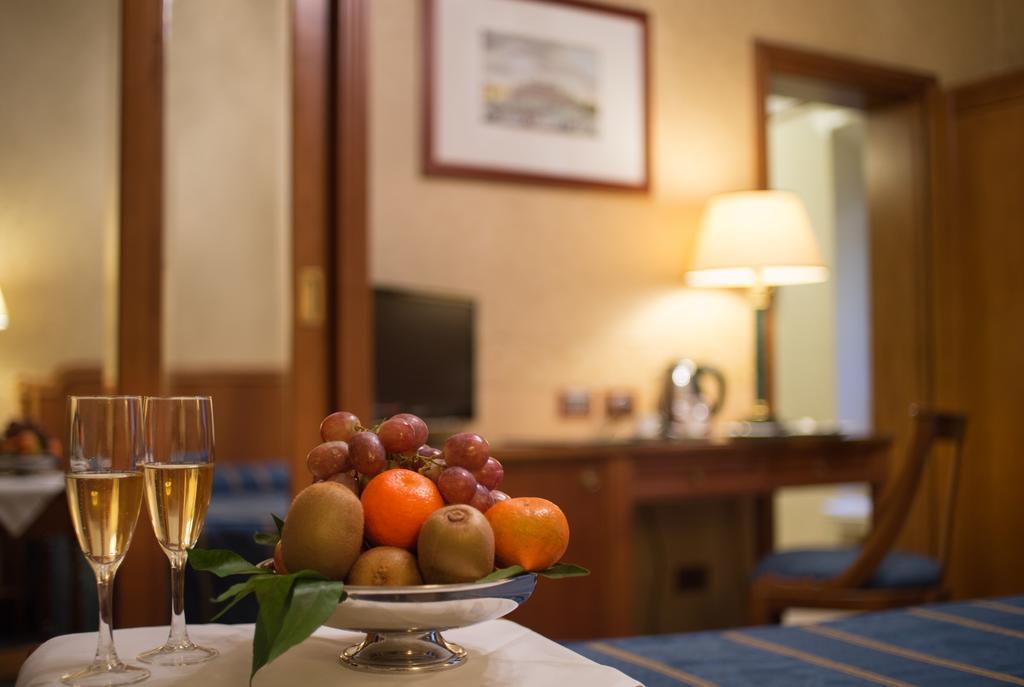 Strozzi Palace Hotel Флоренція Екстер'єр фото