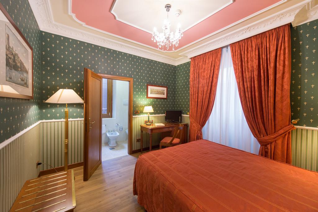 Strozzi Palace Hotel Флоренція Екстер'єр фото