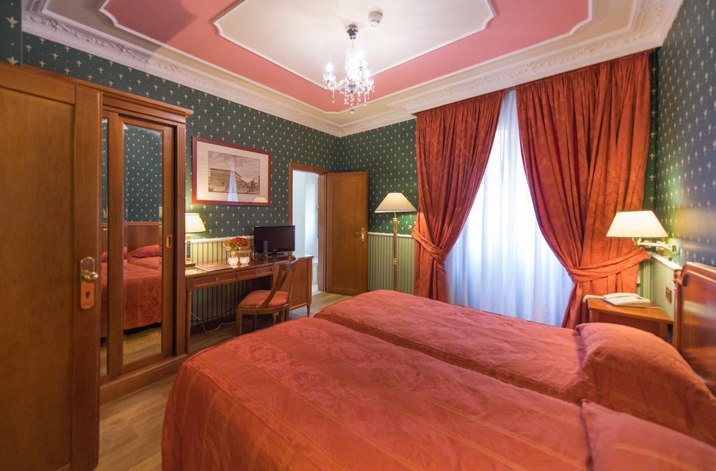 Strozzi Palace Hotel Флоренція Екстер'єр фото